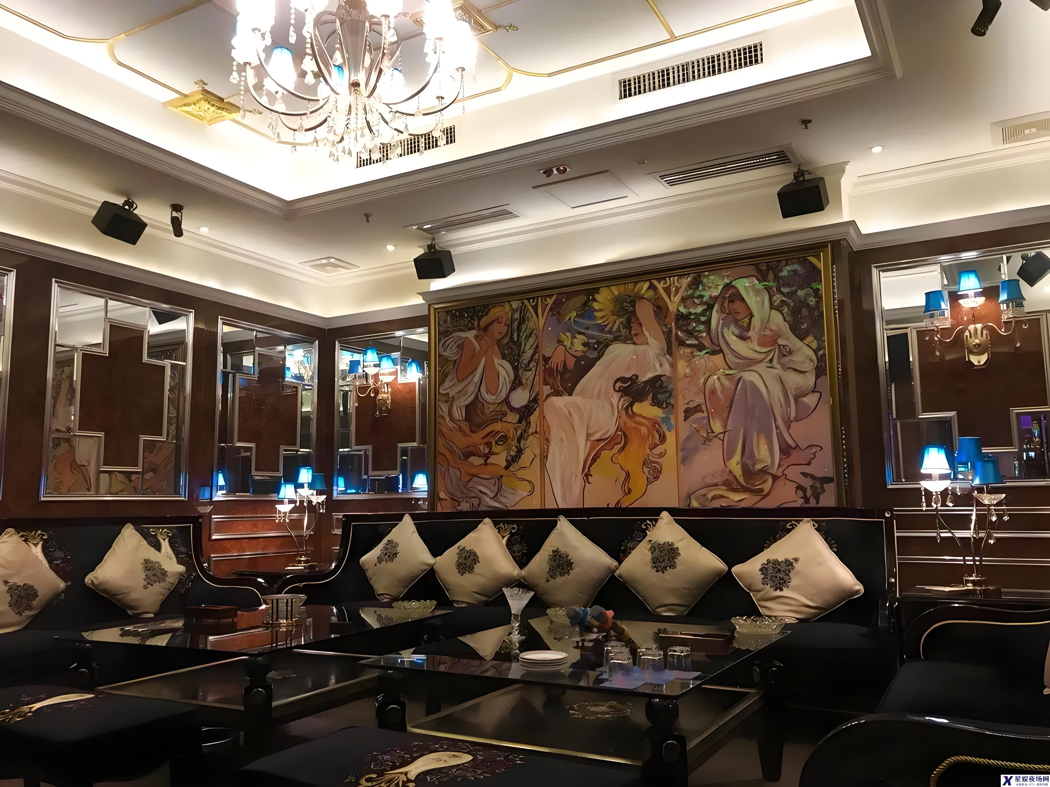 如何理解夜场调侃段子：背后的幽默与社交策略